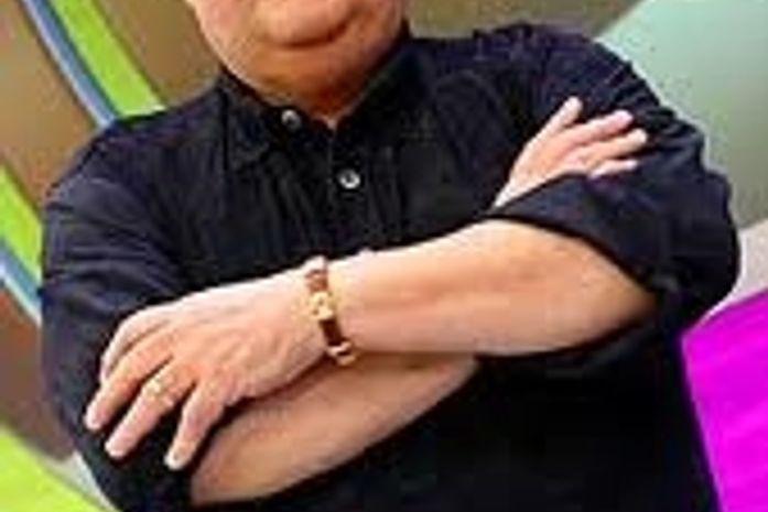 De novo: Faustão se irrita e pede mais uma cabeça na Rede Globo