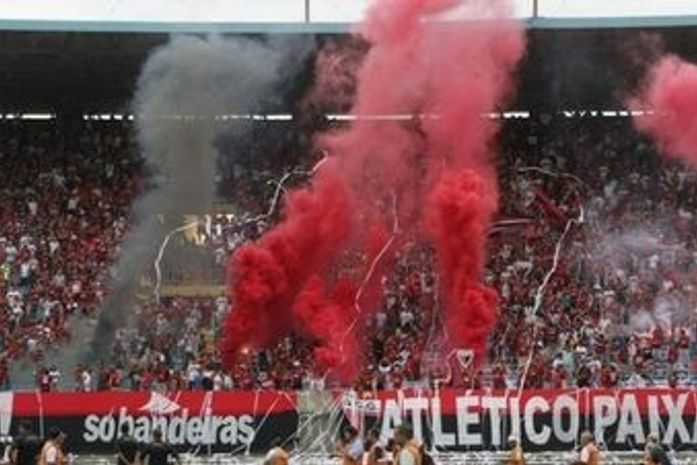 Justiça suspende torcidas organizadas em Goiás