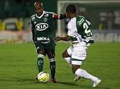 Guarani bate Palmeiras, vai à semifinal e fará Dérbi local