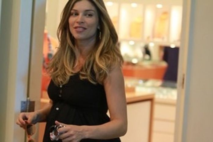 'Estou disputando quentinha', diz Grazi a revista sobre apetite na gravidez