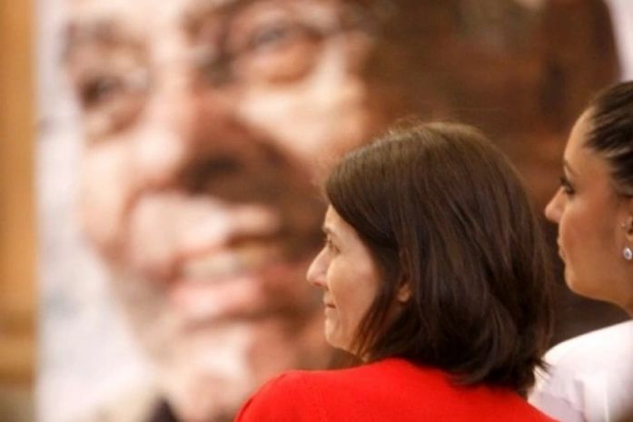 Familiares se reúnem em missa pelos 30 dias da morte de Chico Anysio