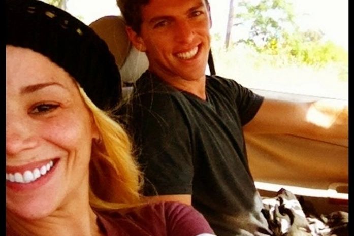 Danielle Winits comemora um mês de namoro com Amaury Nunes