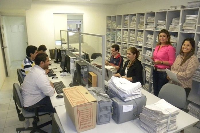 Equipe presta auxílio nas Varas da Capital
