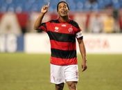 Vereador pedirá ao MPF bloqueio de bens do irmão de Ronaldinho