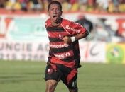 Horizonte contrata atacante Clodoaldo para Série D