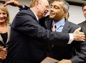 Sem Teixeira, Record se aproxima do novo presidente da CBF