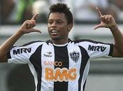 Atlético-MG vence Tupi e chega à decisão do estadual