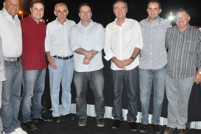 Senador Renan com o deputado Renan Filho e os prefeitos Gualberto, Luciano Barbosa, Geraldo Filho, João Pinheiro e o ex-prefeito Genivaldo Agra
