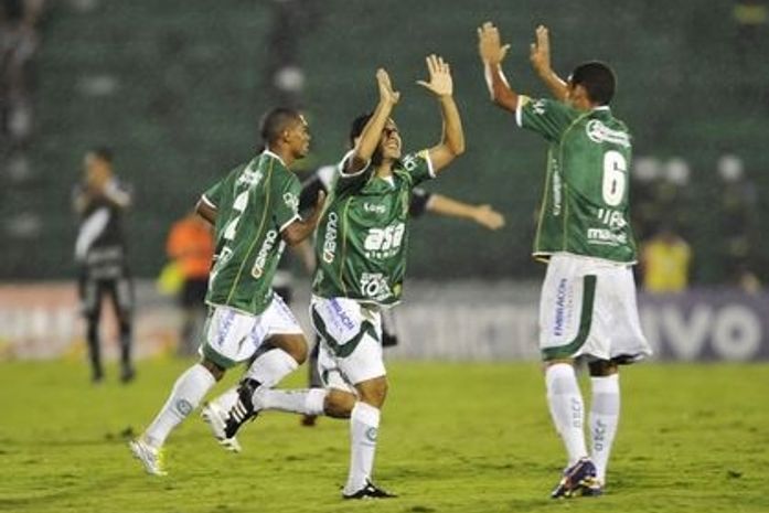 Ex-ASA vira dérbi contra Ponte e Guarani vai à final