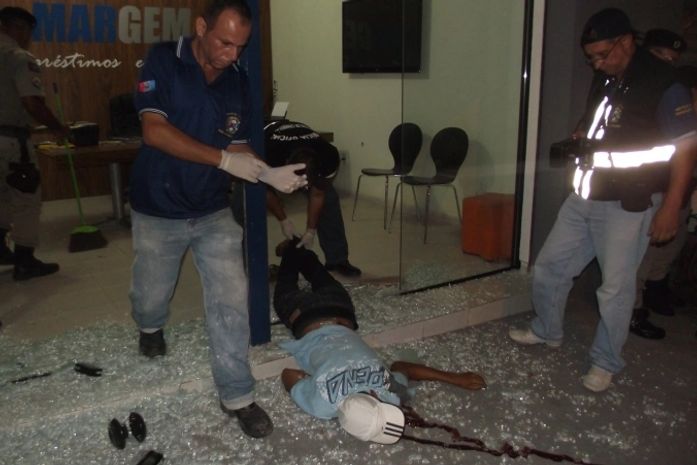 Peritos do Instituto Criminalística