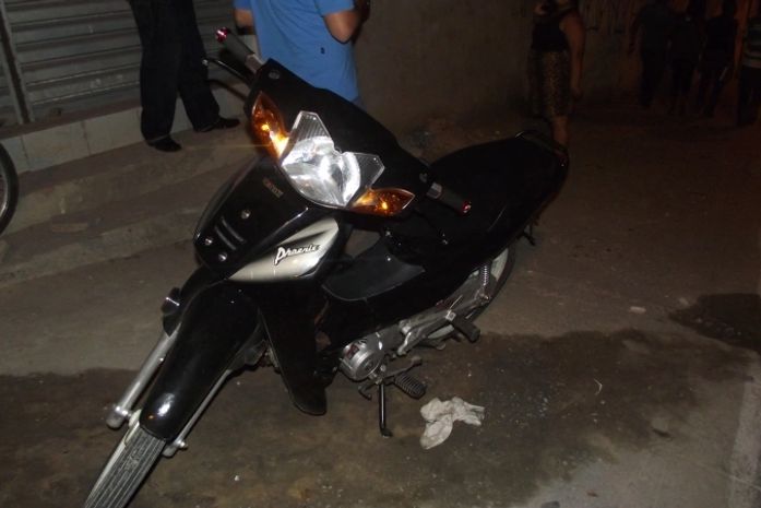 Moto utilizada pelos assaltantes 
