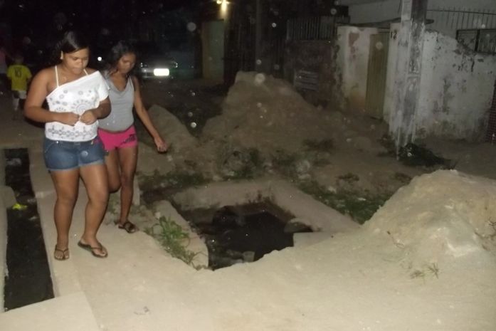 Moradores tem dificuldade para passar no local
