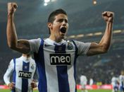 Por "novo C. Ronaldo", Manchester United pode vender brasileiro