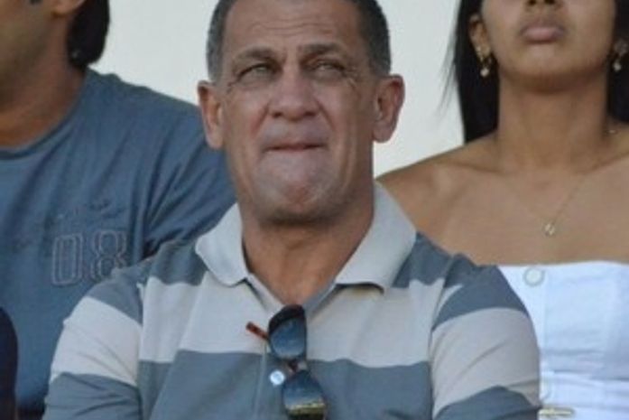 Celso Teixeira nega que tenha acertado com o Mixto do Mato Grosso