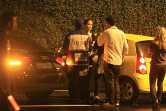 Nathalia Dill se recusa a fazer teste do bafômetro e tem carteira apreendida