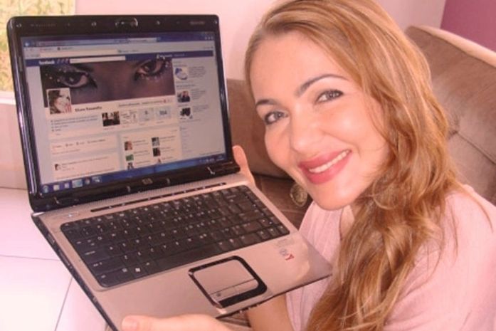 Mulher que tem 5 mil amigos no Facebook não conhece nem a metade