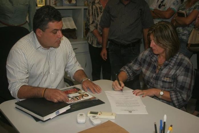 Nova titular da Saúde toma posse em Palmeira dos Índios