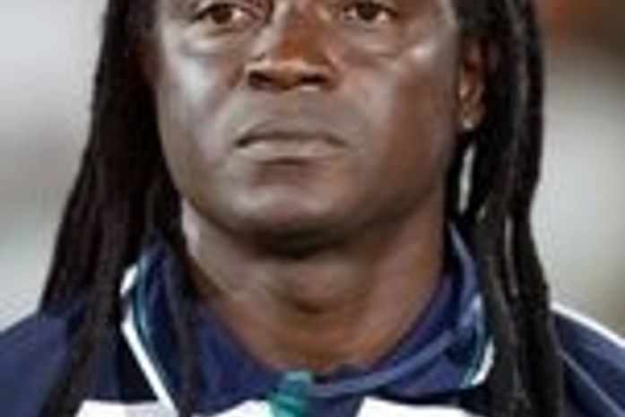 Ídolo do futebol senegalês morre durante cirurgia na França