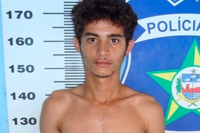 Júlio Lopes de Oliveira Junior, 22