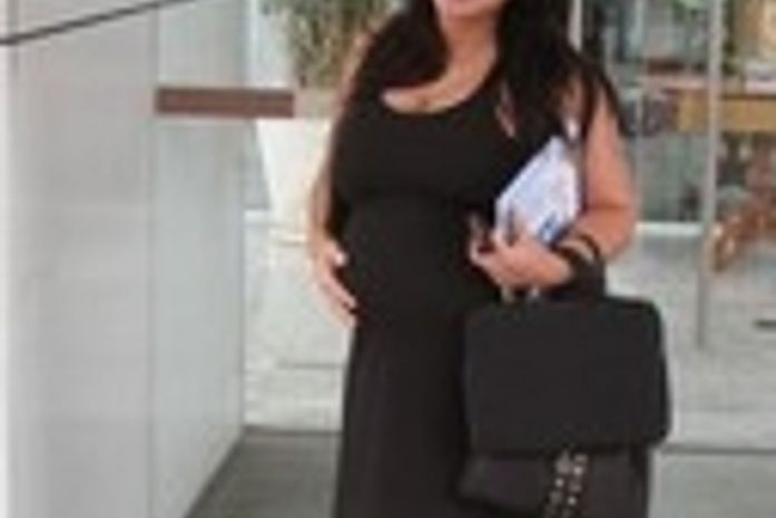 Após dar à luz no dia 28, ex-BBB Priscila diz ter emagrecido 12 quilos