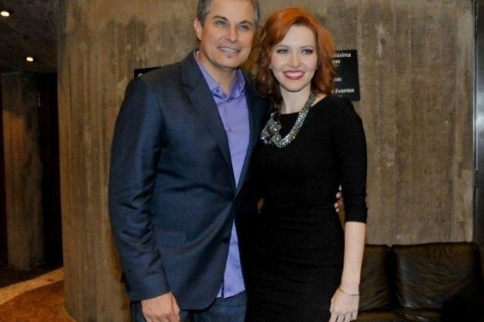 'Estou felicíssimo', diz Edson Celulari sobre namorada à revista Caras