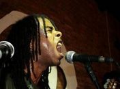 Sextas Populares apresenta amanhã Guila Gomes