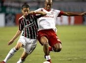 Fluminense vira no Rio, elimina Inter e reencontra Boca
