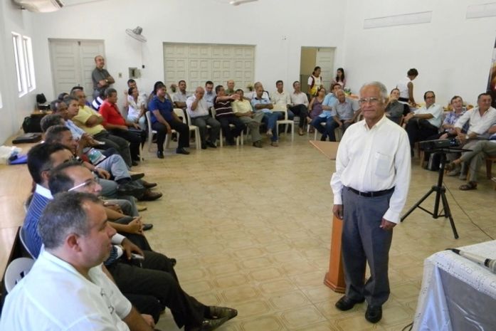 Na Convenção Batista Alagoana, pastor Jonas Bispo é homenageado por 42 colegas e líderes de igrejas batistas