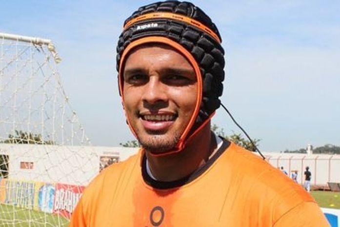 Reforço do CRB adota “capacete” de Petr Cech