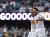 O Santos é tricampeão paulista, com Neymar repetindo Pelé
