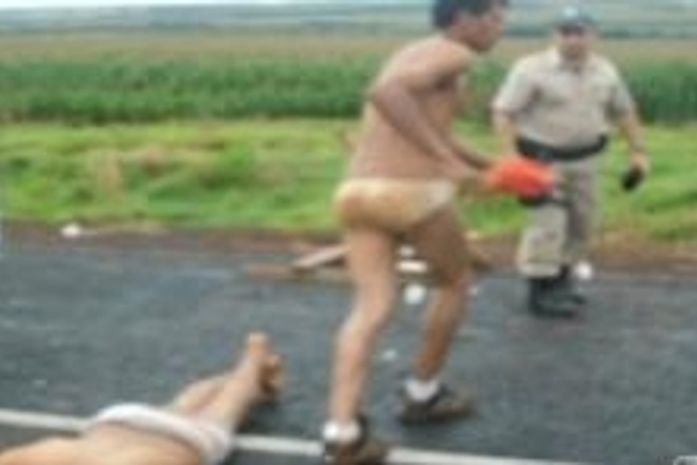 PRF flagra quatro jovens de cuecas na rodovia BR-060 em Rio Verde, Goiás