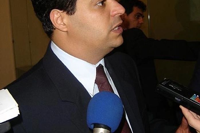 Ex-deputado Dudu Albuquerque poderá ser vice de Célia Rocha