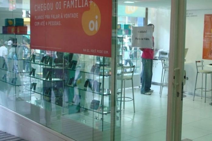 Congestionamento em operadora telefônica causa prejuízos à população