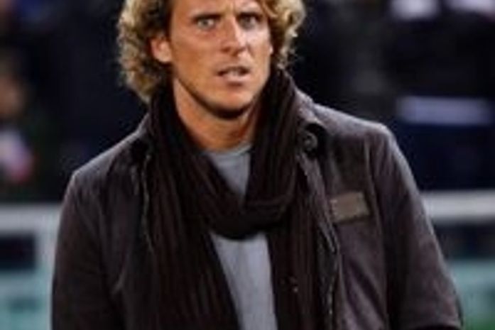 TV italiana informa que Forlán está perto de rescindir contrato com a Inter