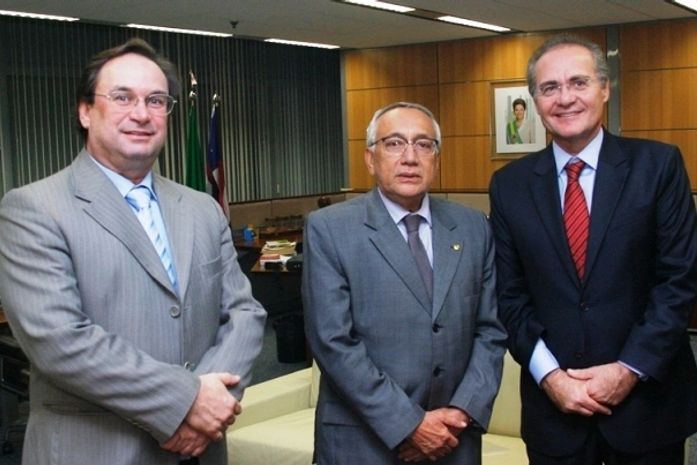 Luciano Barbosa, ministro Gastão Vieira e senador Renan