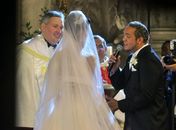 Belo e Gracyanne Barbosa se casam no religioso em igreja do Rio
