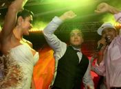 Casamento de Belo e Gracyanne foi cercado de emoção e confusão