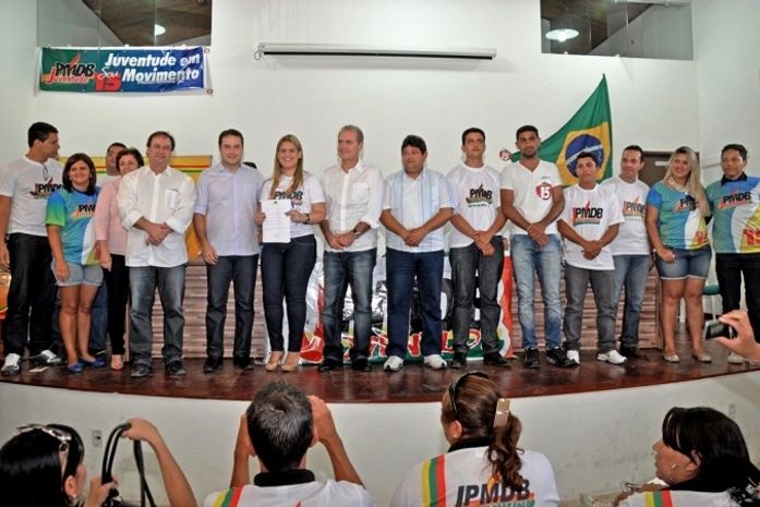 Renan e outras lideranças do PMDB participam de encontro em Piranhas
