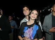 Kaká curte show agarradinho com a mulher em São Paulo