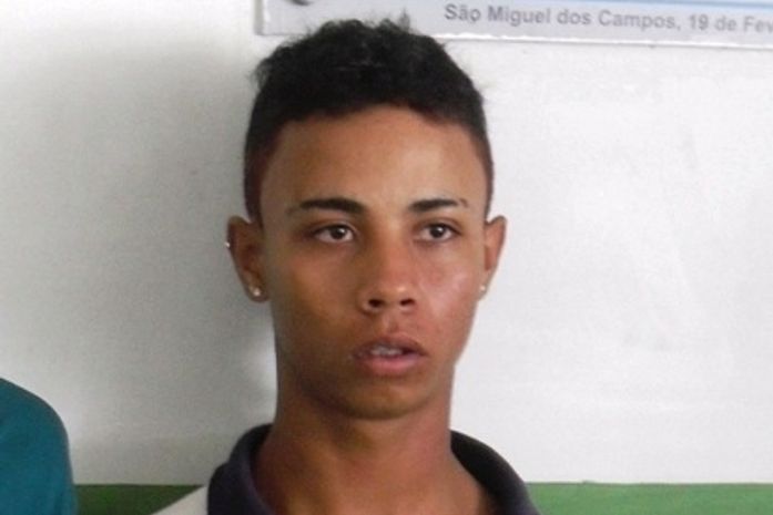 Jovem é morto com 10 tiros e sua mãe não se diz supresa