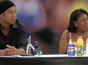 Ronaldinho vive drama pessoal com doença da mãe