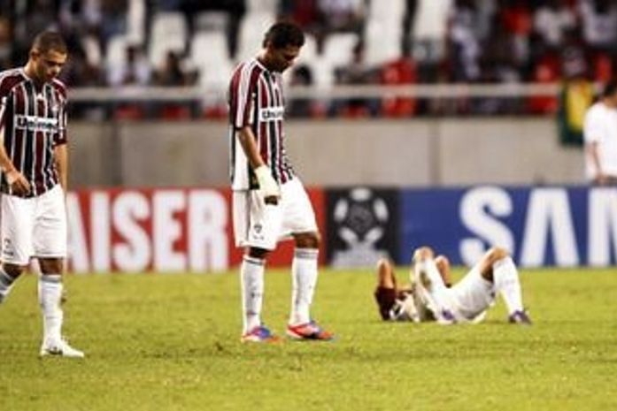 Boca empata no fim e elimina Fluminense da Libertadores