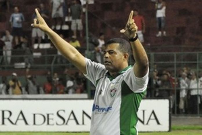 Itabaiana anuncia Laelson Lopes como novo treinador para série D