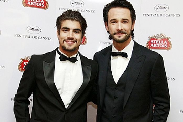 Caio Castro e Rodrigo Santoro brilham em Cannes