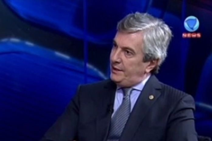 Collor diz que não é vingativo e se culpa por ter sido "arrogante"