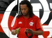 Assis pede mais um dia e R10 não treina nesta terça-feira