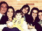 Fábio Jr. tira foto com os cinco filhos e recebe elogio