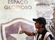 Túlio joga partida festiva mas não conta gols para 1000º