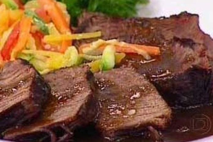 Carne com vinho