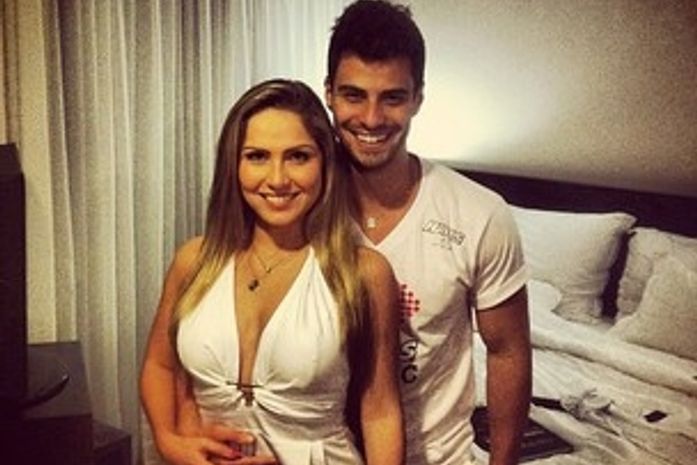 Ex de Bárbara Evans diz que relação com Renatinha é só de amizade